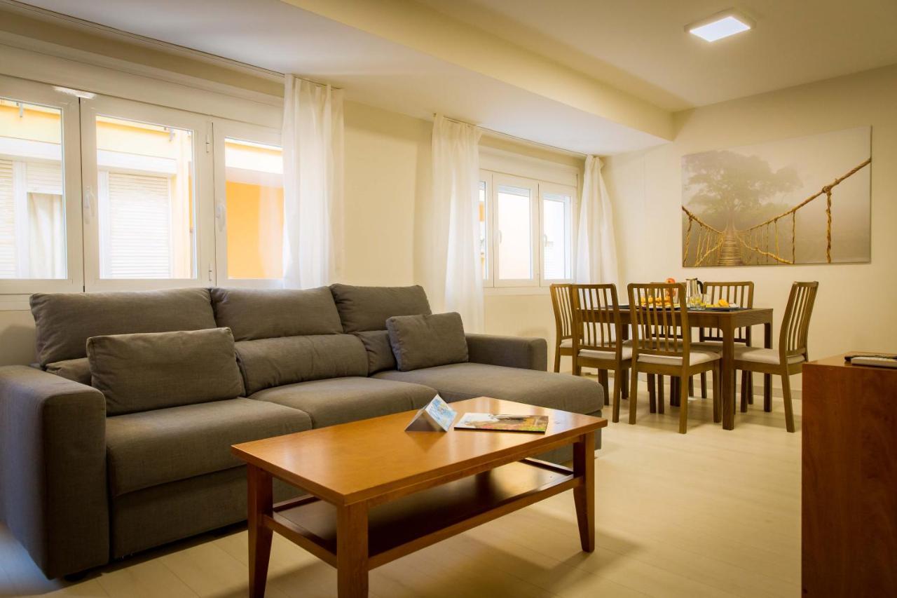 Holidays2Malaga Beatas & Balcon מראה חיצוני תמונה